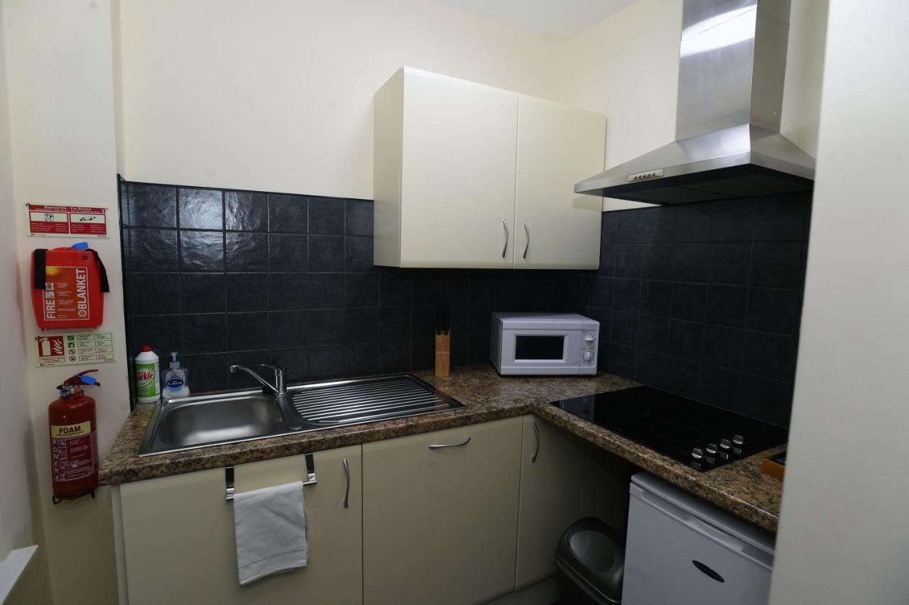 Ty Dre Town House Hotel Caernarfon Bagian luar foto