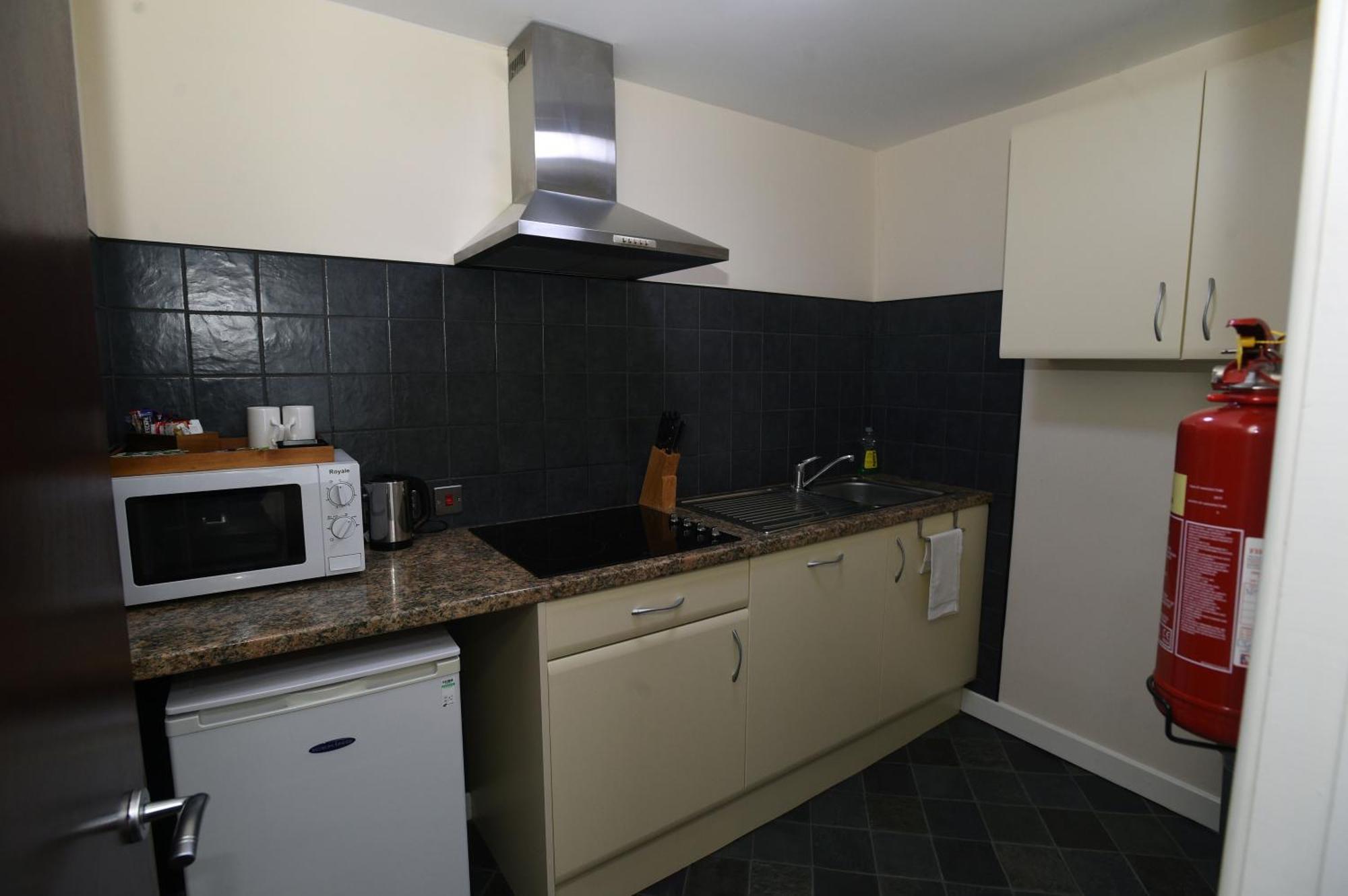 Ty Dre Town House Hotel Caernarfon Bagian luar foto