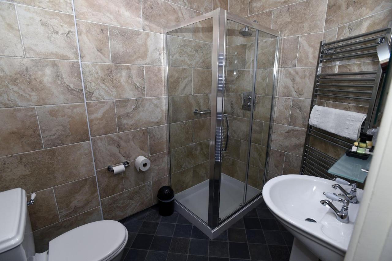 Ty Dre Town House Hotel Caernarfon Bagian luar foto