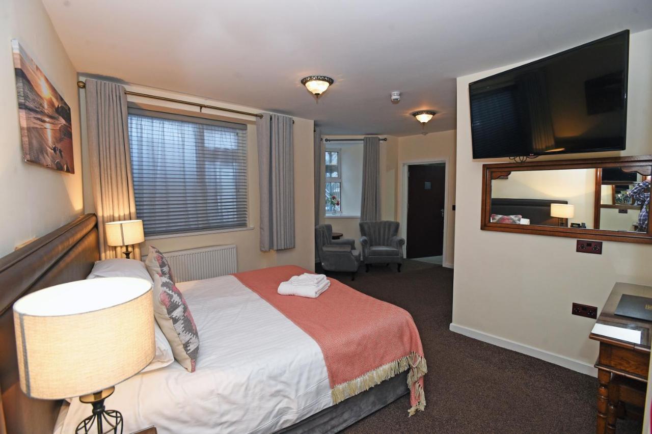 Ty Dre Town House Hotel Caernarfon Bagian luar foto