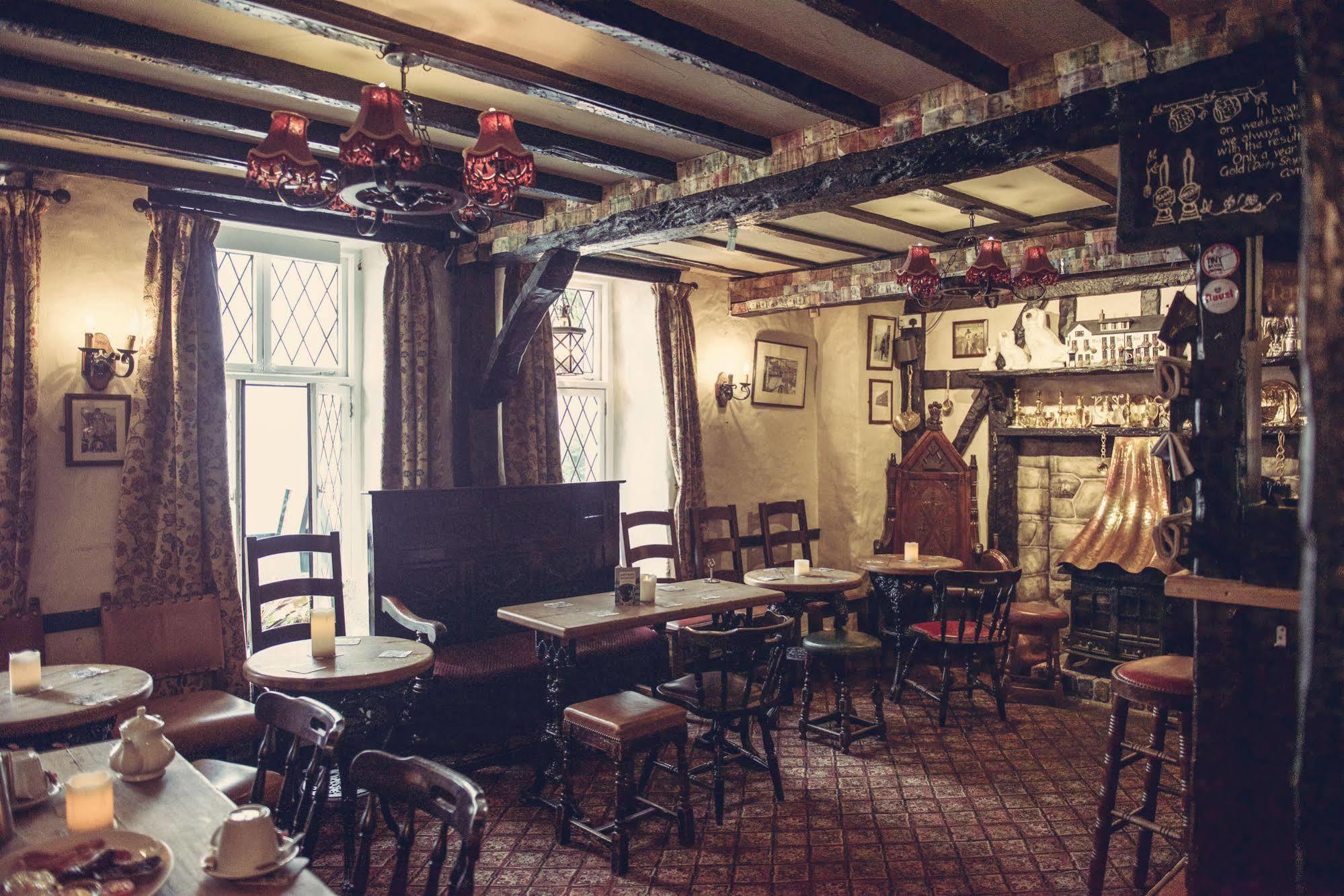 Ty Dre Town House Hotel Caernarfon Bagian luar foto