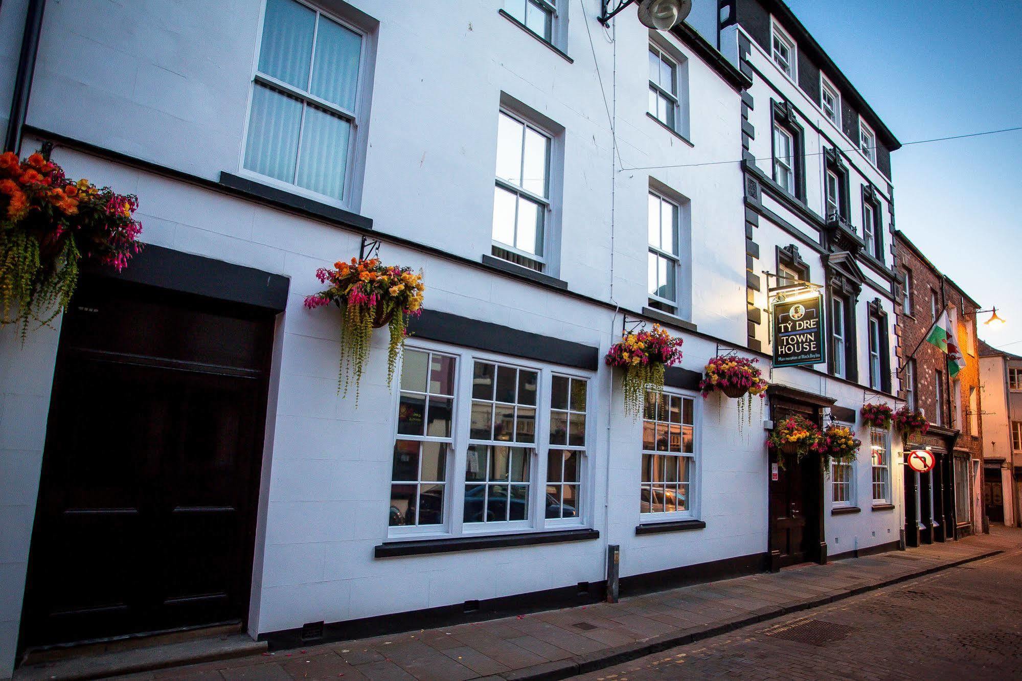 Ty Dre Town House Hotel Caernarfon Bagian luar foto