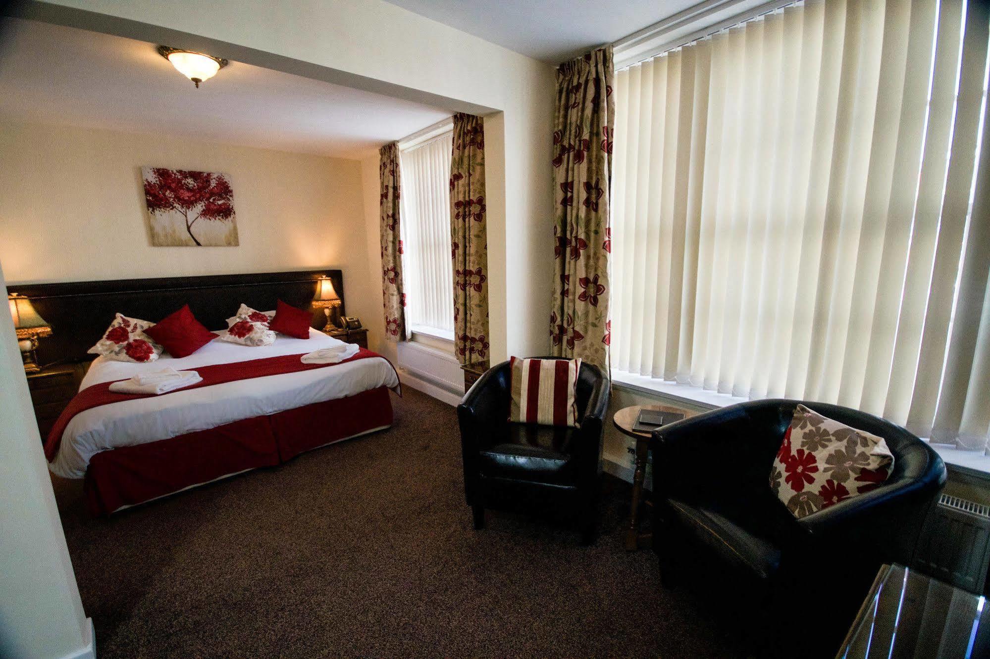 Ty Dre Town House Hotel Caernarfon Bagian luar foto